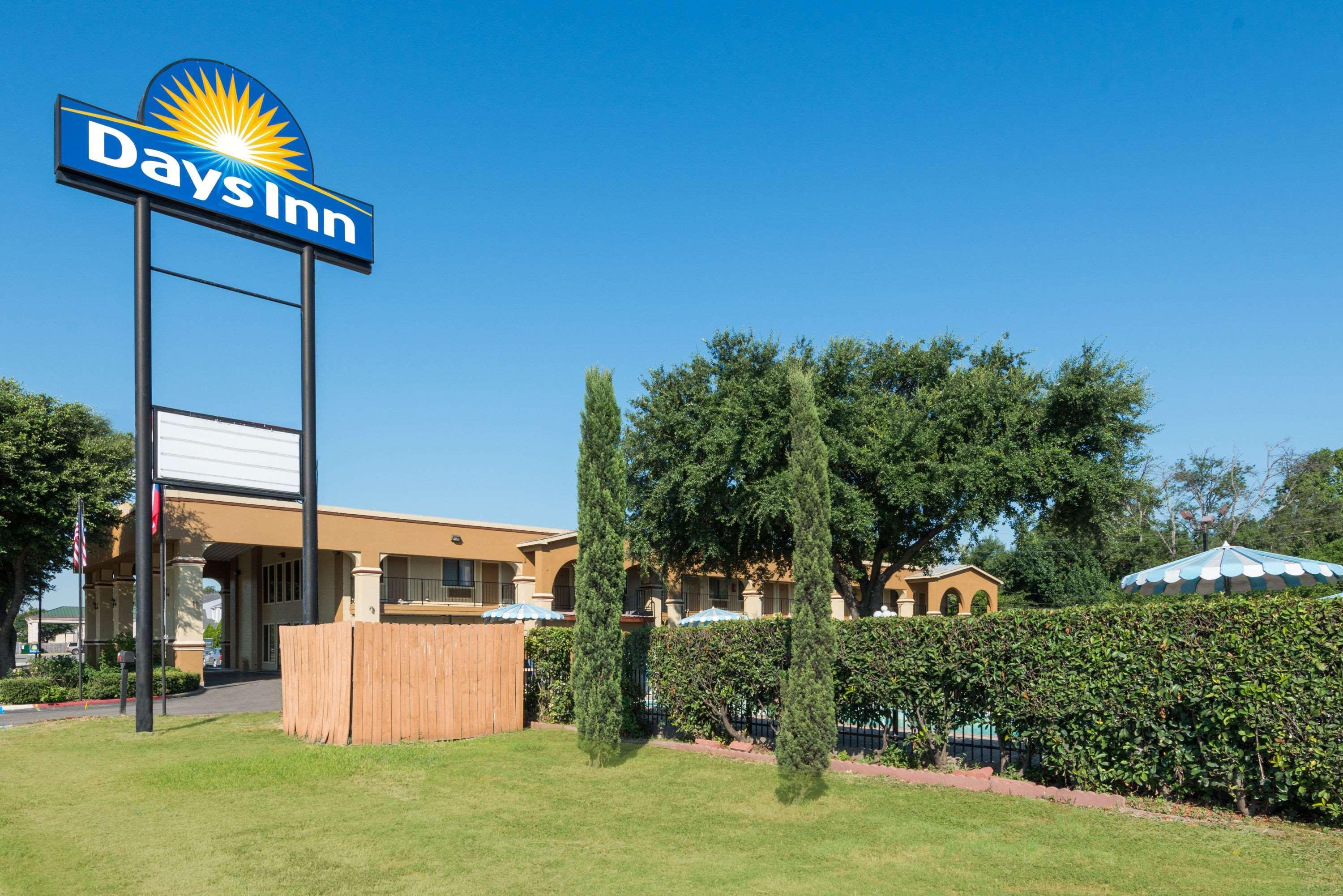 Days Inn By Wyndham San Marcos Kültér fotó