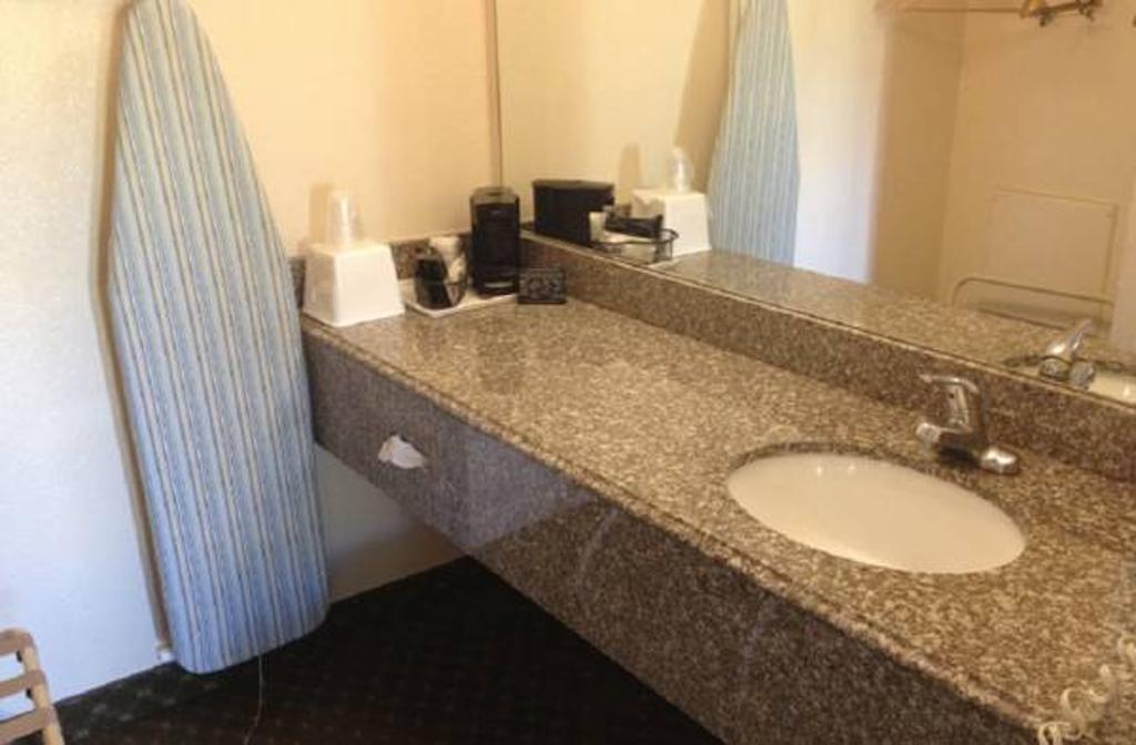 Days Inn By Wyndham San Marcos Kültér fotó